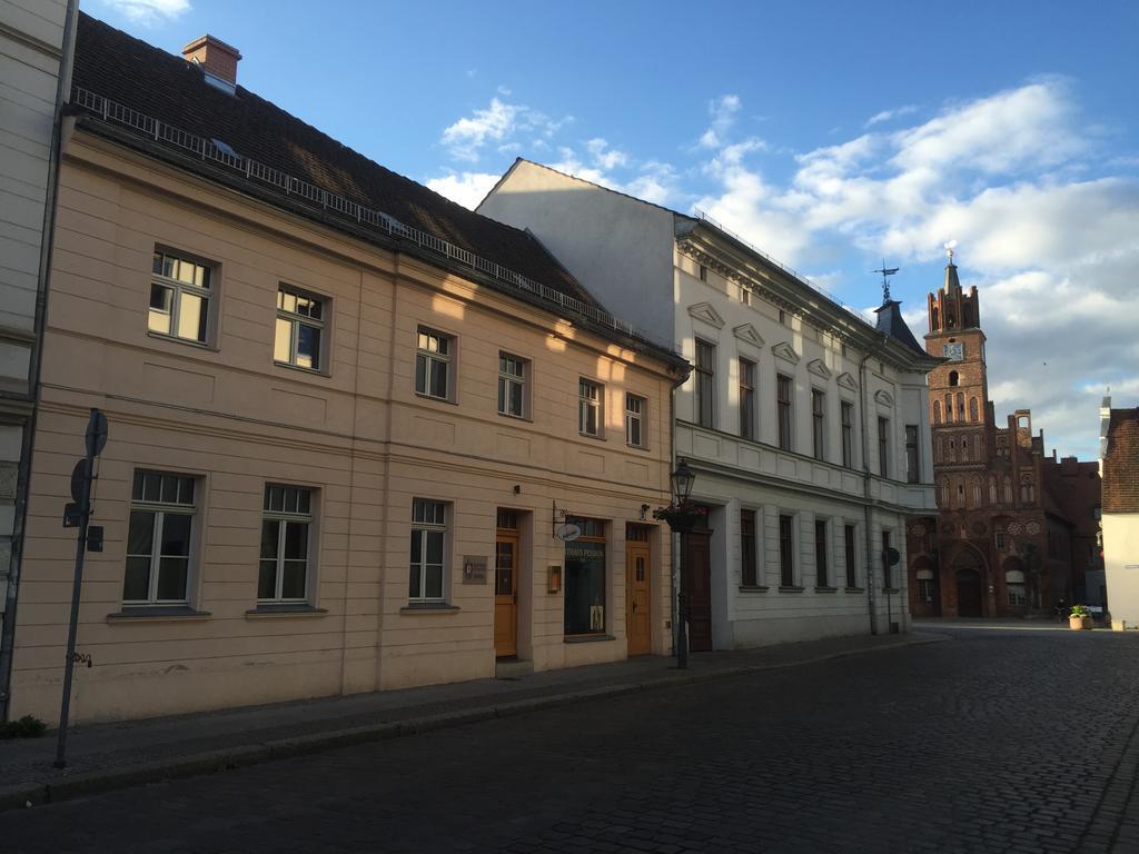 Rathaus-Pension 1685 Brandenburg  Exterior foto